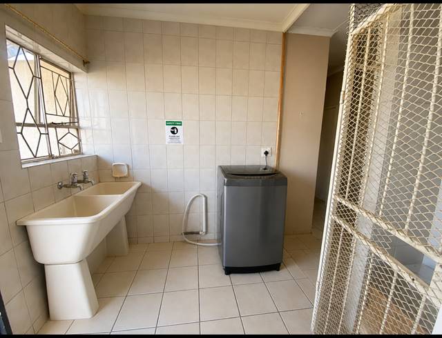 14 BEDROOM HOUSE FOR SALE IN VANDERBIJLPARK SE 7